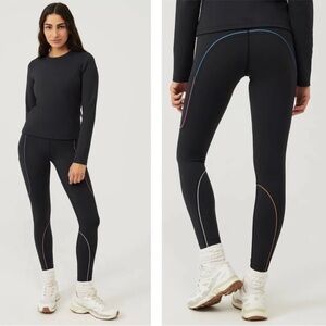 Outdoor Voices FrostKnit 7/8 Legging in Black